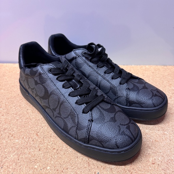 coach men's Clip Low Top Sneaker G4949 - Picture 3 of 8